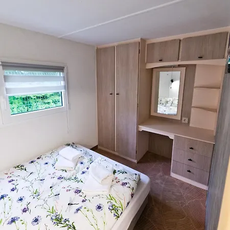 Molo Campsite Osiek (Lesser Poland)